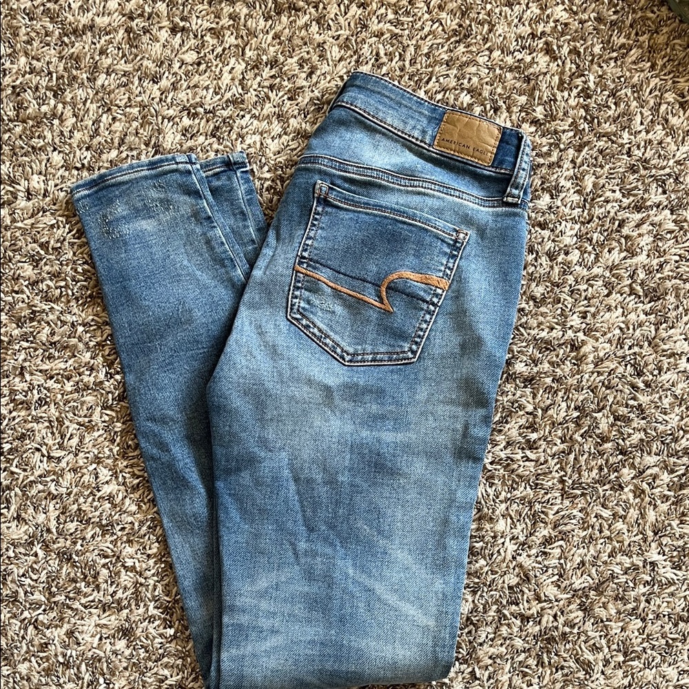 American Eagle Outfitters Light Blue Skinny Jeans size 2R